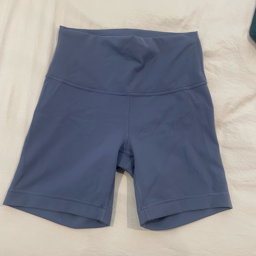 Lululemon blue biker shorts